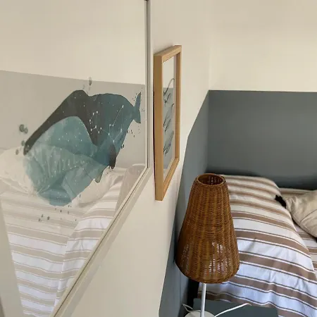 The Greek' House בובה מרינה