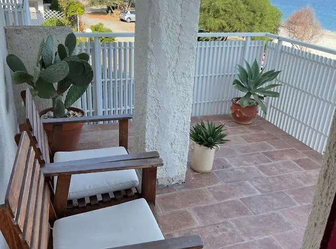 Apartment The Greek' House Bova Marina